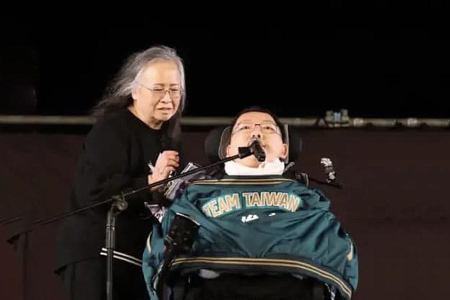 前央視記者嘲諷身障者 林靜儀:人格低劣的人別代言年輕人 230 前央視記者嘲諷身障者 林靜儀:人格低劣的人別代言年輕人 229