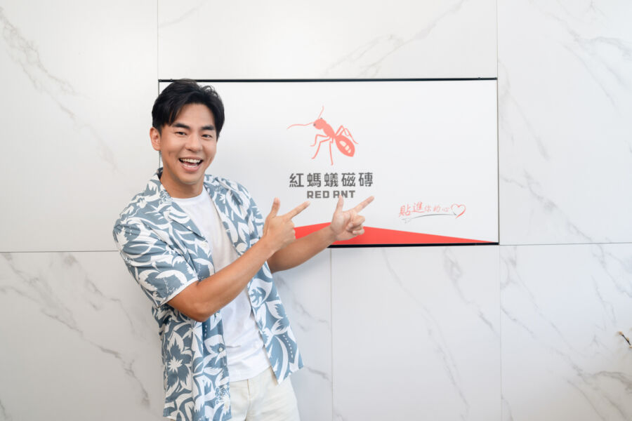 國內磁磚龍頭紅螞蟻 品牌代言人柯有倫配唱廣告曲
