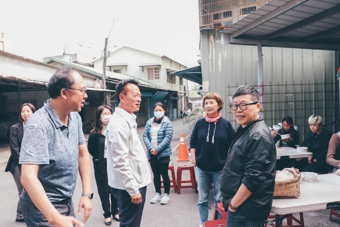 金馬導演陳玉勳新片「大濛」來嘉取景 嘉義縣長翁章梁備美食暖心探班