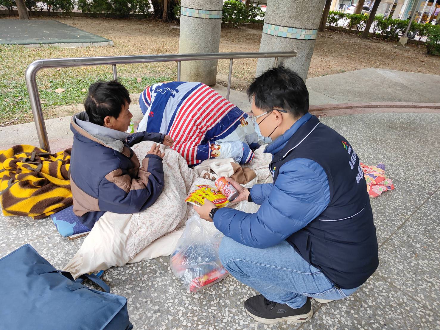 寒流持續發威！ 中市各區啟動暖心關懷服務