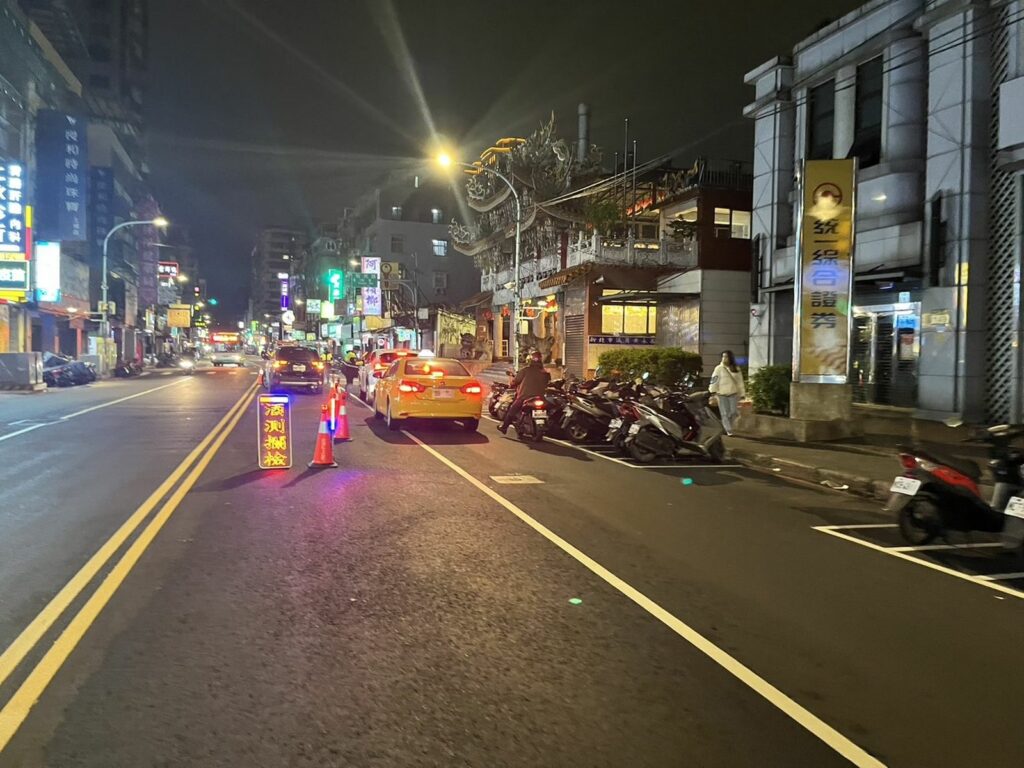 土城分局規劃每月8至10場次防制酒駕專案勤務，強化攔檢違規酒駕、改裝噪音車輛稽查強度