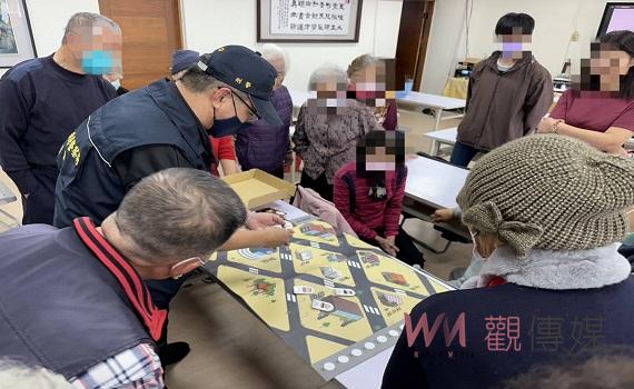 提醒銀髮族反詐識詐知能-集集警分局結合桌遊宣導推廣