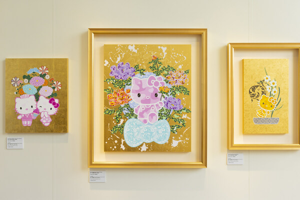 美術愛好者可欣賞Hello Kitty藝術雕塑及和風24K金箔壓克力畫
