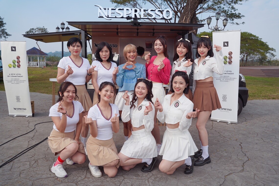 漾新聞|心潮緻麗與新一代女神嘎琳與阿布舞寒冬送暖 頒發弱勢生獎學金鼓勵力爭上游翻轉人生