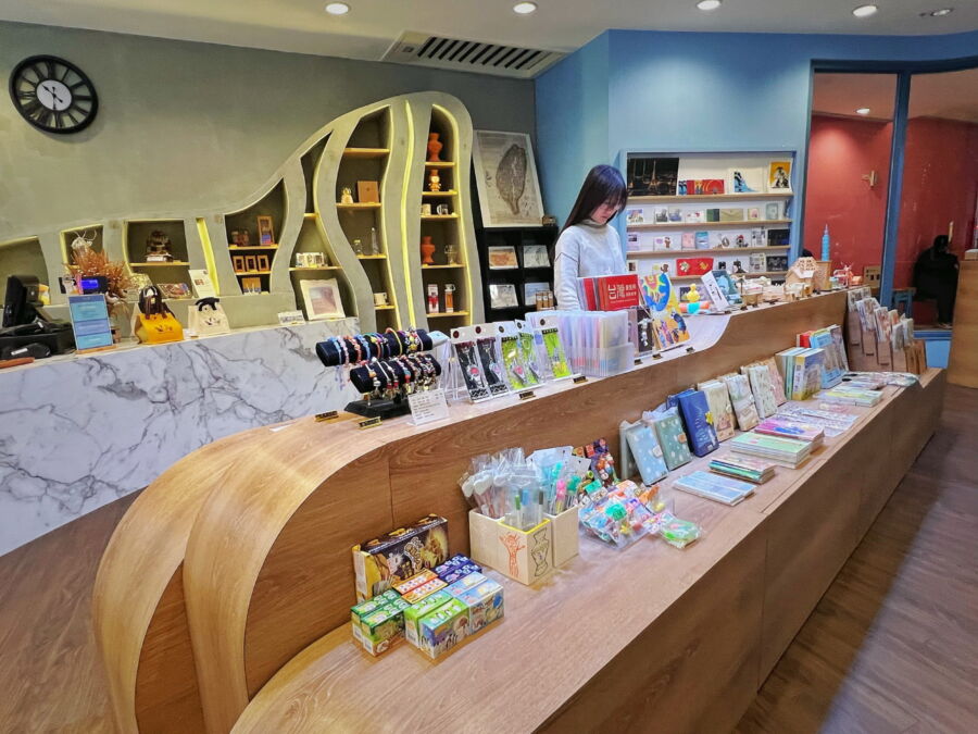 圖/十三行文化商店目前有近30家廠商進駐。(十三行博物館提供)