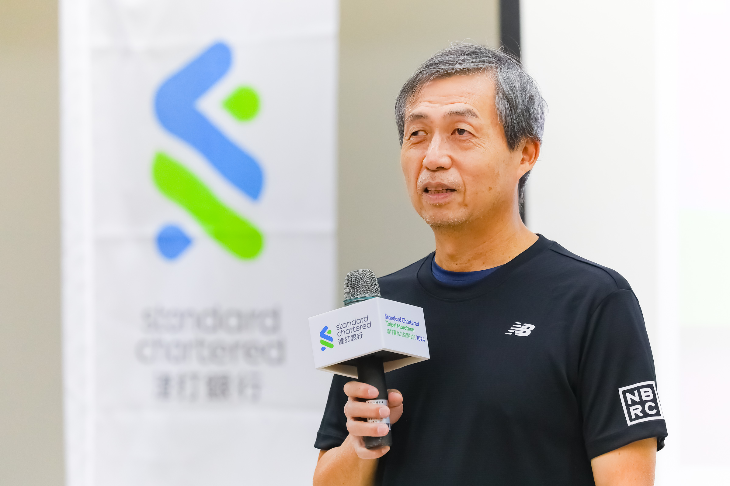 ▲2024渣打馬視障陪跑訓練營邀請視障跑者周志柔蒞臨現場分享(圖/創新聞記者陳光蘊翻攝) 