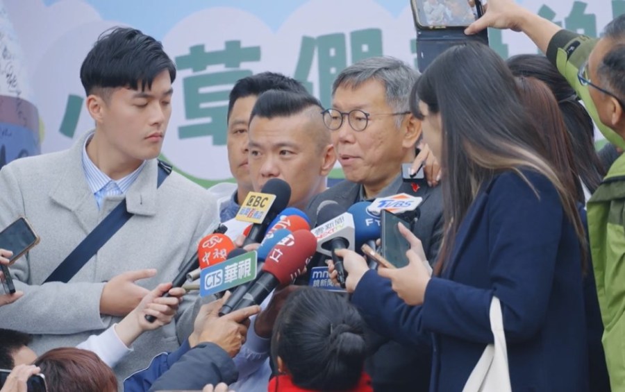 韓江拜訪民眾黨黨團 柯文哲：我不一定出席 217