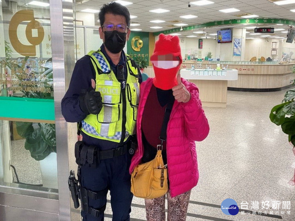 烏日警阻詐。林重鎣