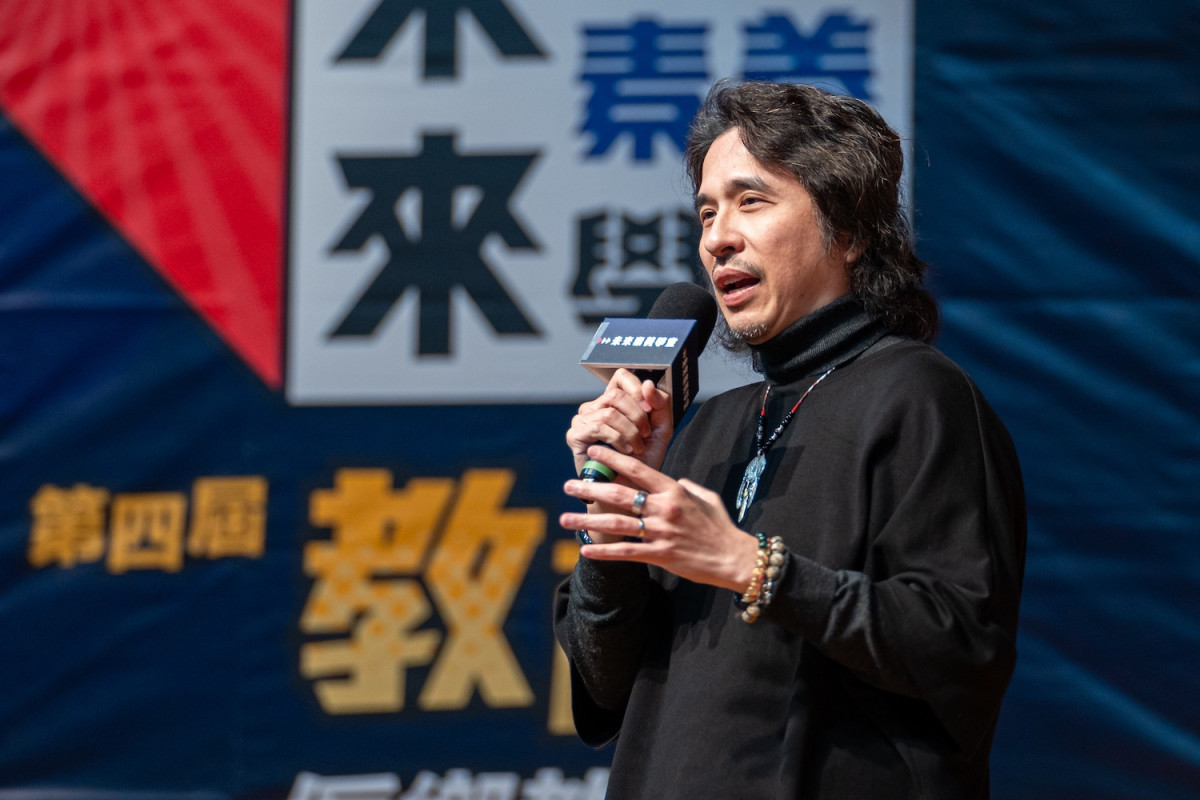 台灣素養教育協會理事長葉丙成分享,少子化社會下每個孩子都成為支撐台灣未來的關鍵。