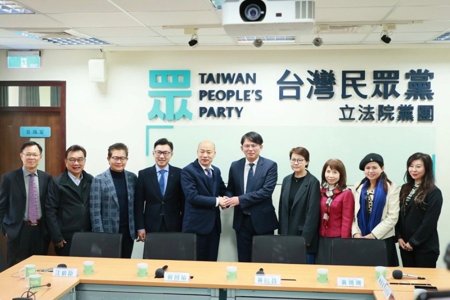 韓國瑜、江啟臣拜會民眾黨 黃國昌:雙方友善交流絕無「私設刑堂」 238 韓國瑜、江啟臣拜會民眾黨 黃國昌:雙方友善交流絕無「私設刑堂」 237