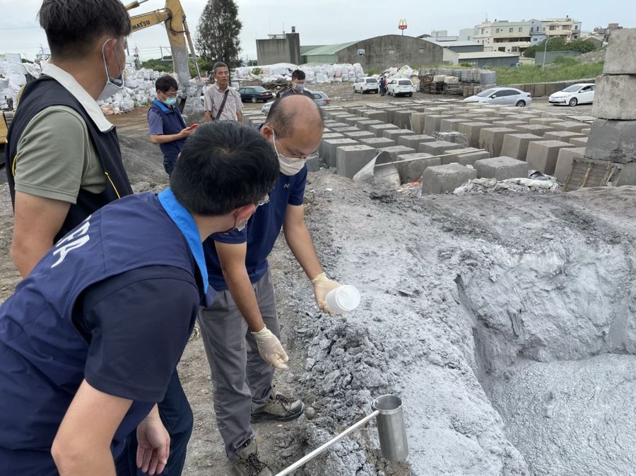 苗栗縣務會議 縣長裁示杜絕廢棄物入侵破壞好山好水