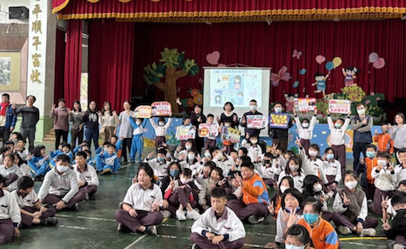 中埔警深入校園實施反詐教學、宣導婦幼安全
