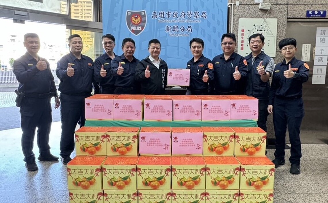 歲末年終 高市副議長曾俊傑慰勞基層員警