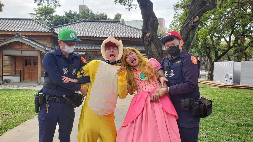 ▲圖說：中市各警分局於農曆年前進行金融機構防搶演練，加強警銀聯防機制 （圖／台中市政府提供）