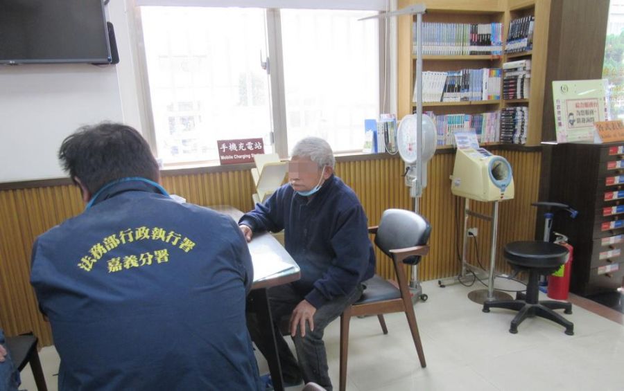 無業高齡男酒駕闖紅燈沒錢繳罰款 執行署協力轉介就業分期繳納