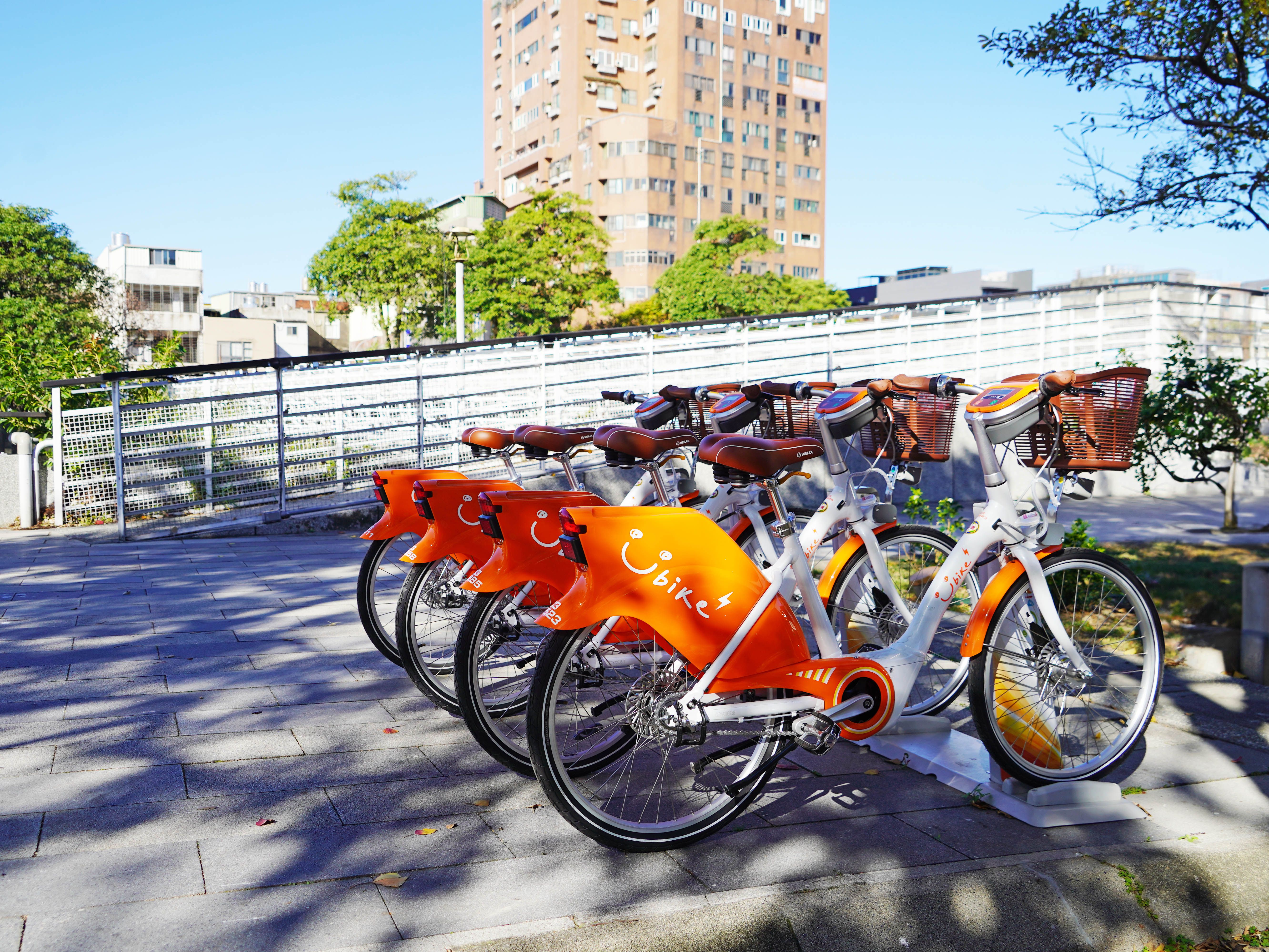桃園電動輔助自行車YouBike2.0E今上路　新北交通局提醒禁行人行道