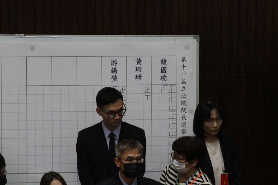 【有影】新國會／院長投票民眾黨就出包 陳昭姿印泥污染選票變廢票 247