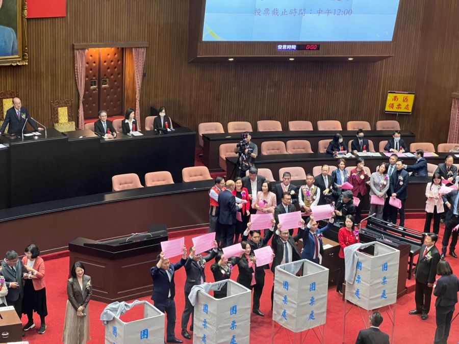 柯文哲致電綠高層院長投黃珊珊?民進黨解說還原事情全貌 234 柯文哲致電綠高層院長投黃珊珊?民進黨解說還原事情全貌 233