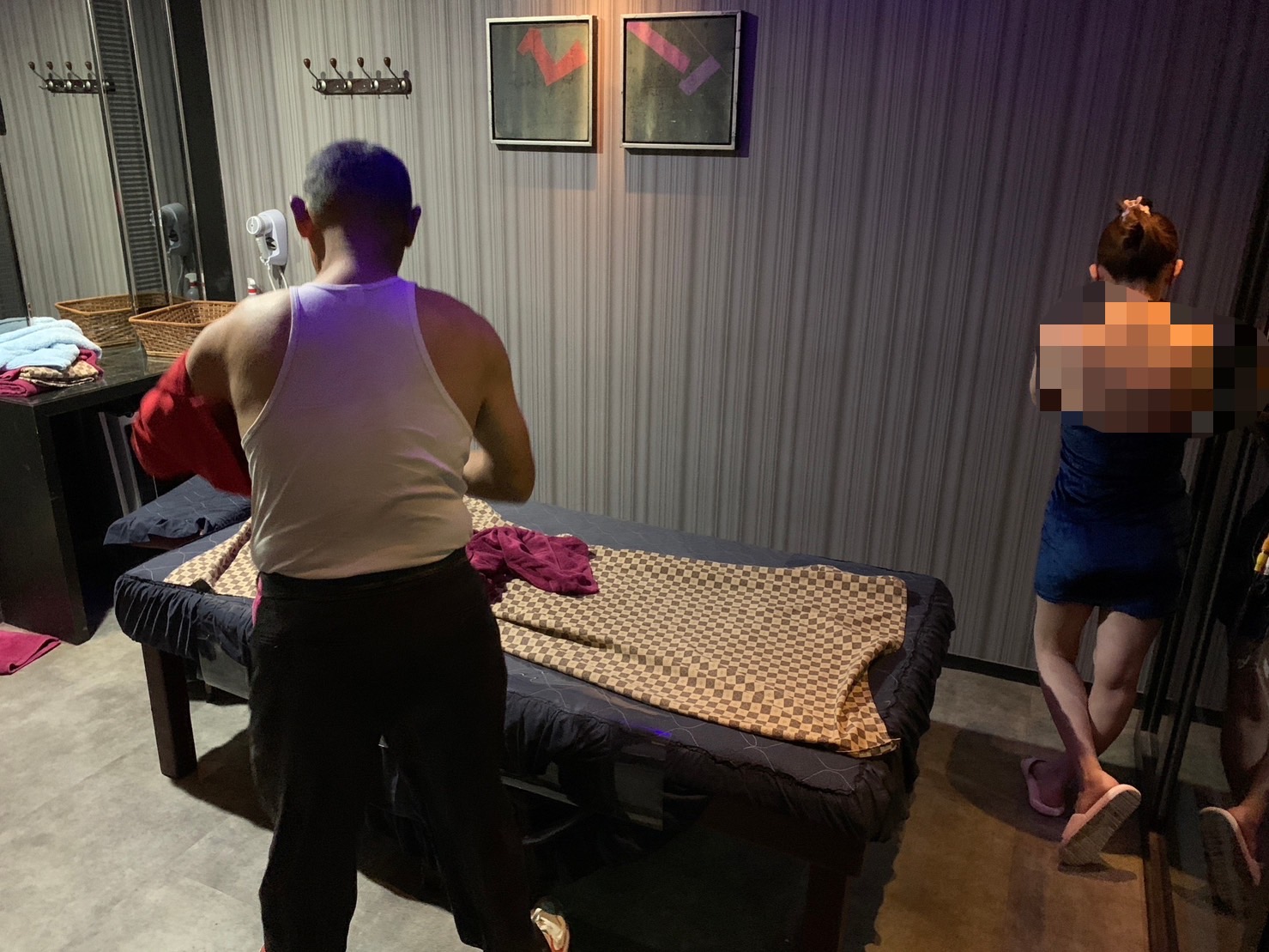 新興警積極掃黃 警搜索查獲4男3女全數帶返所偵辦。〈圖/記者蔡宗武翻攝〉