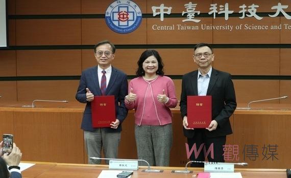 「活力中臺 永續創新」女力校長續任就職!攜行政教學團隊打造更好未來