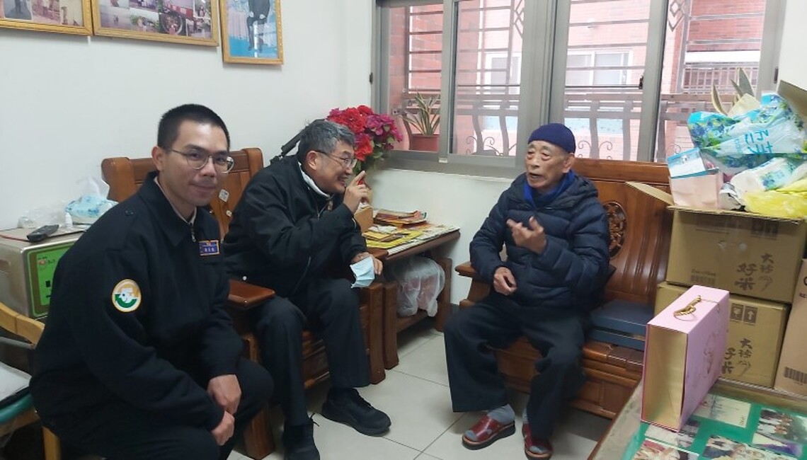 關懷照顧榮民(眷) 高雄市榮服處請您來作伙
