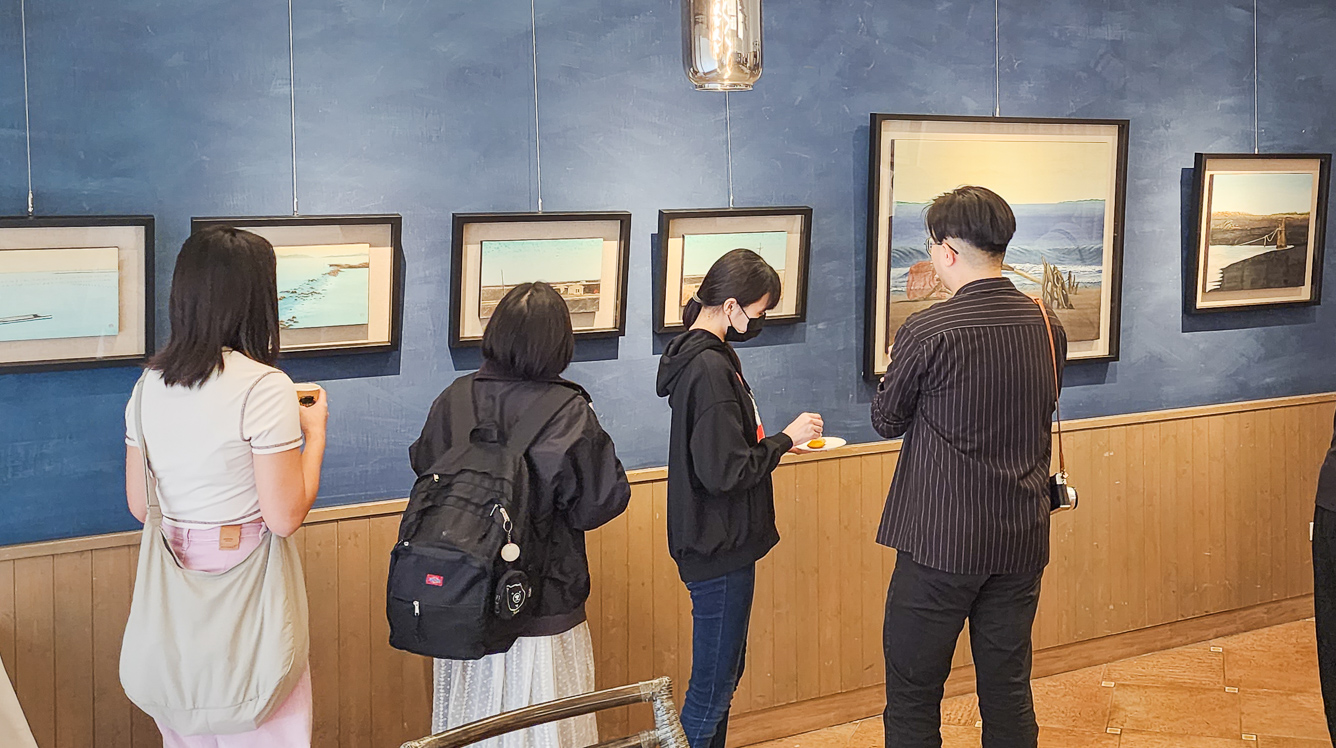 ▲﹝目送我的流浪﹞姚思妤創作個展。（圖/記者黃淑貞攝）