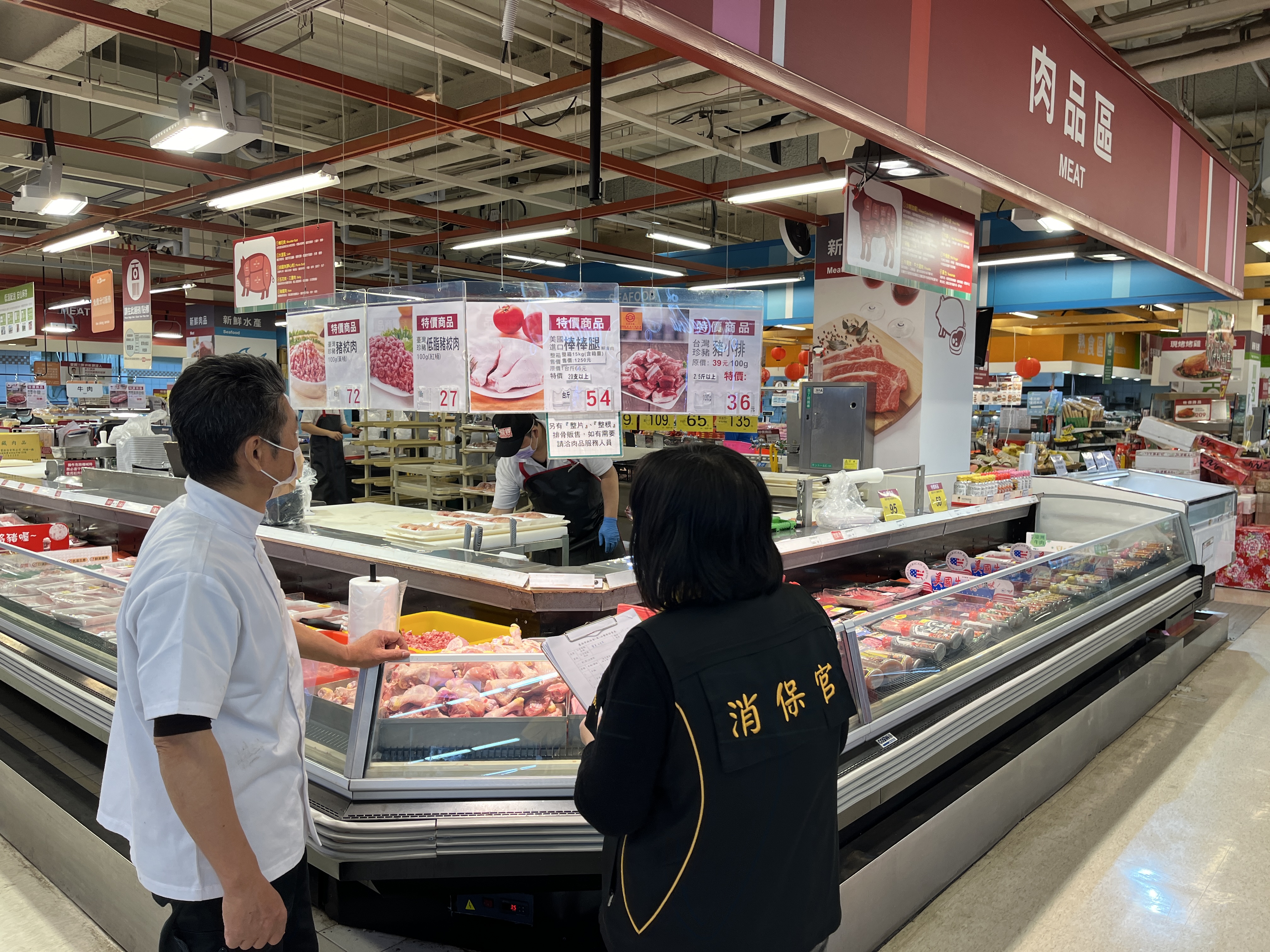 迎龍年安心購 南市府展開春節食商品聯合稽查