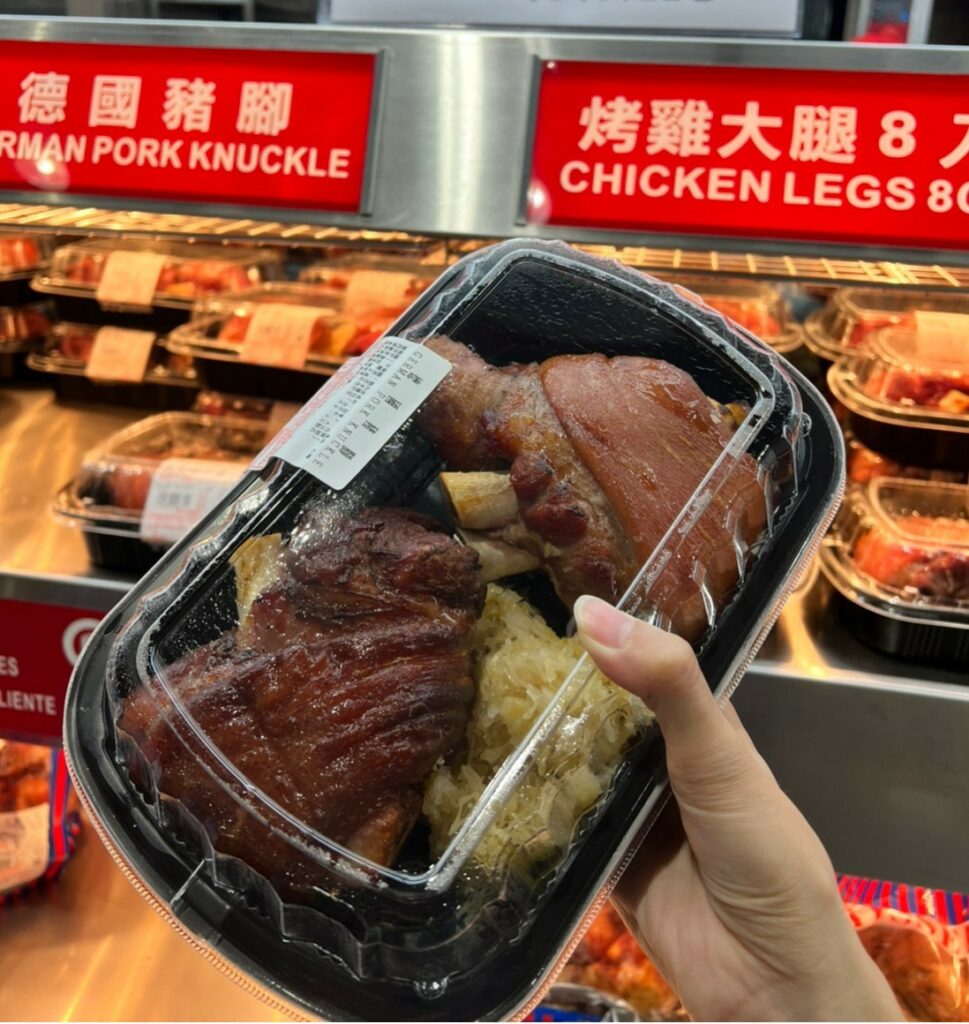 開運年菜第一名-德國豬腳,是好市多長年熱賣品項(圖片來源:臉書社團「Costco好市多情報站」)