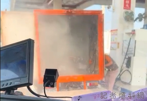 彰化,物流車,電瓶車,電池短路,冒煙