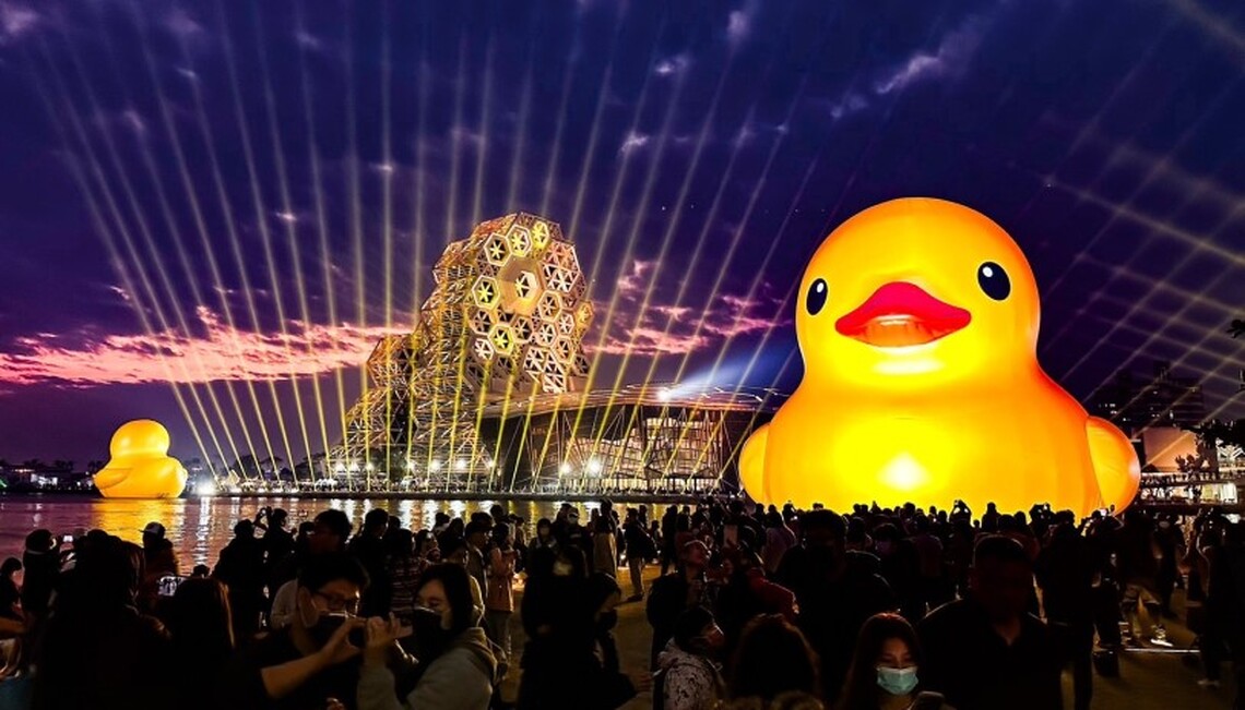 高雄雙鴨 巨星朝聖 觀光旅遊「龍」來高雄