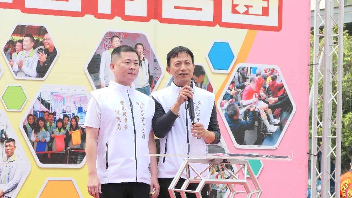 疫情停辦多年的寒冬送暖 嘉義市虎爺會行善團今舉辦113年虎爺有愛 寒冬送暖 餐車市集 公益義剪活動