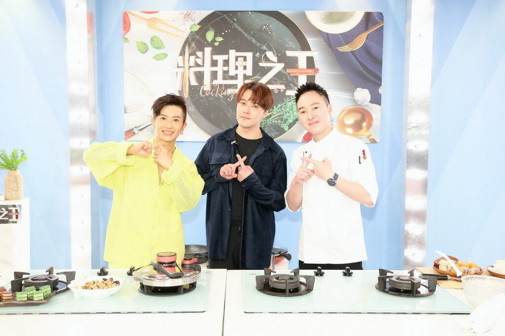 《料理之王4》於2月2日(五)播出第十集,特別邀請到「金曲歌王」黃文星和暖心首席主廚 JESSE示範三道創意料理。(圖/東森購物提供)