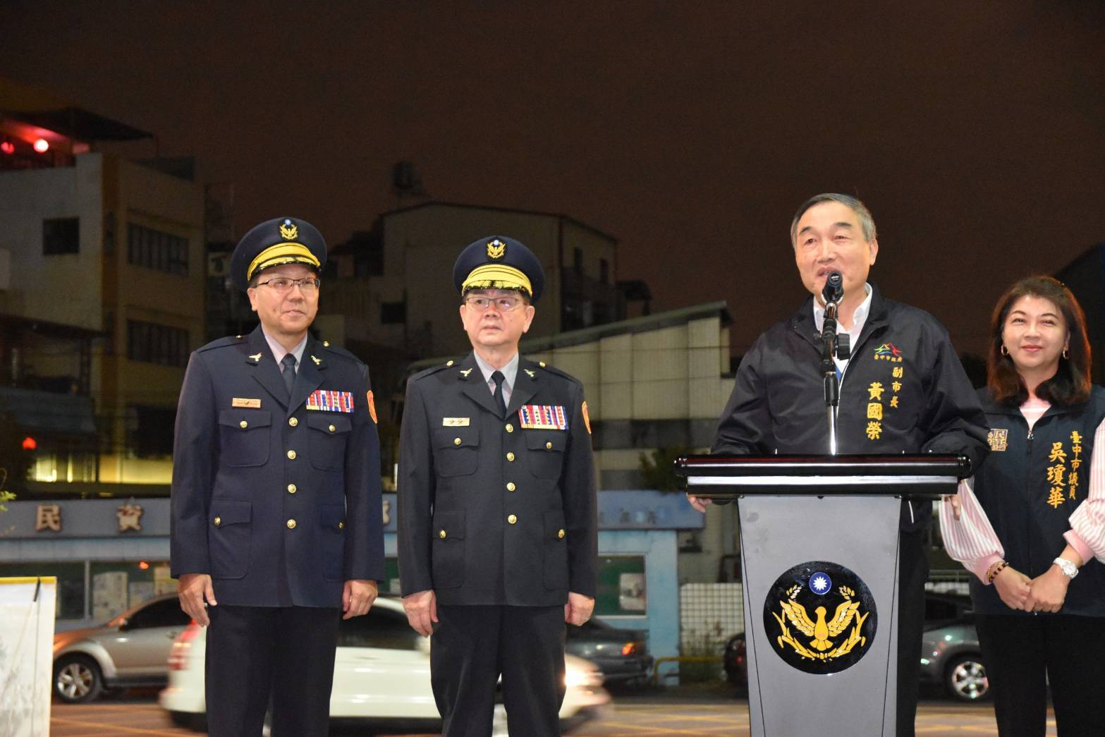 ▲圖說:慰問第一線員警及協勤民力,黃國榮副市長率市府團隊首站至烏日分局 (圖/台中市政府提供)