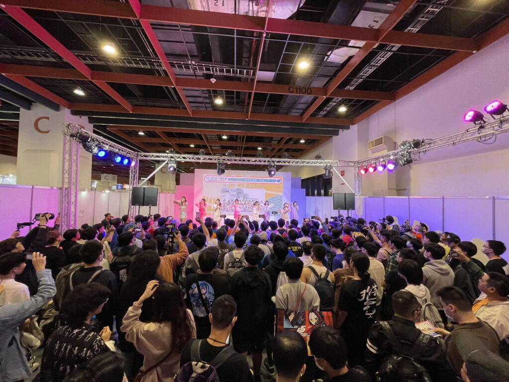 動漫日本館最後一天偶像舞台 high翻世貿