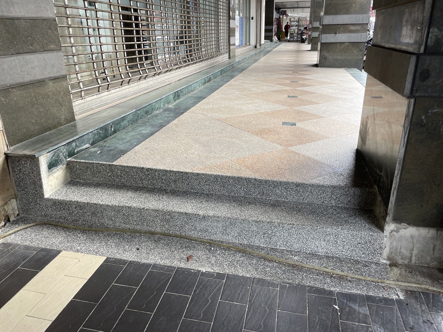 騎樓順平計畫示意圖。(圖/工務處提供