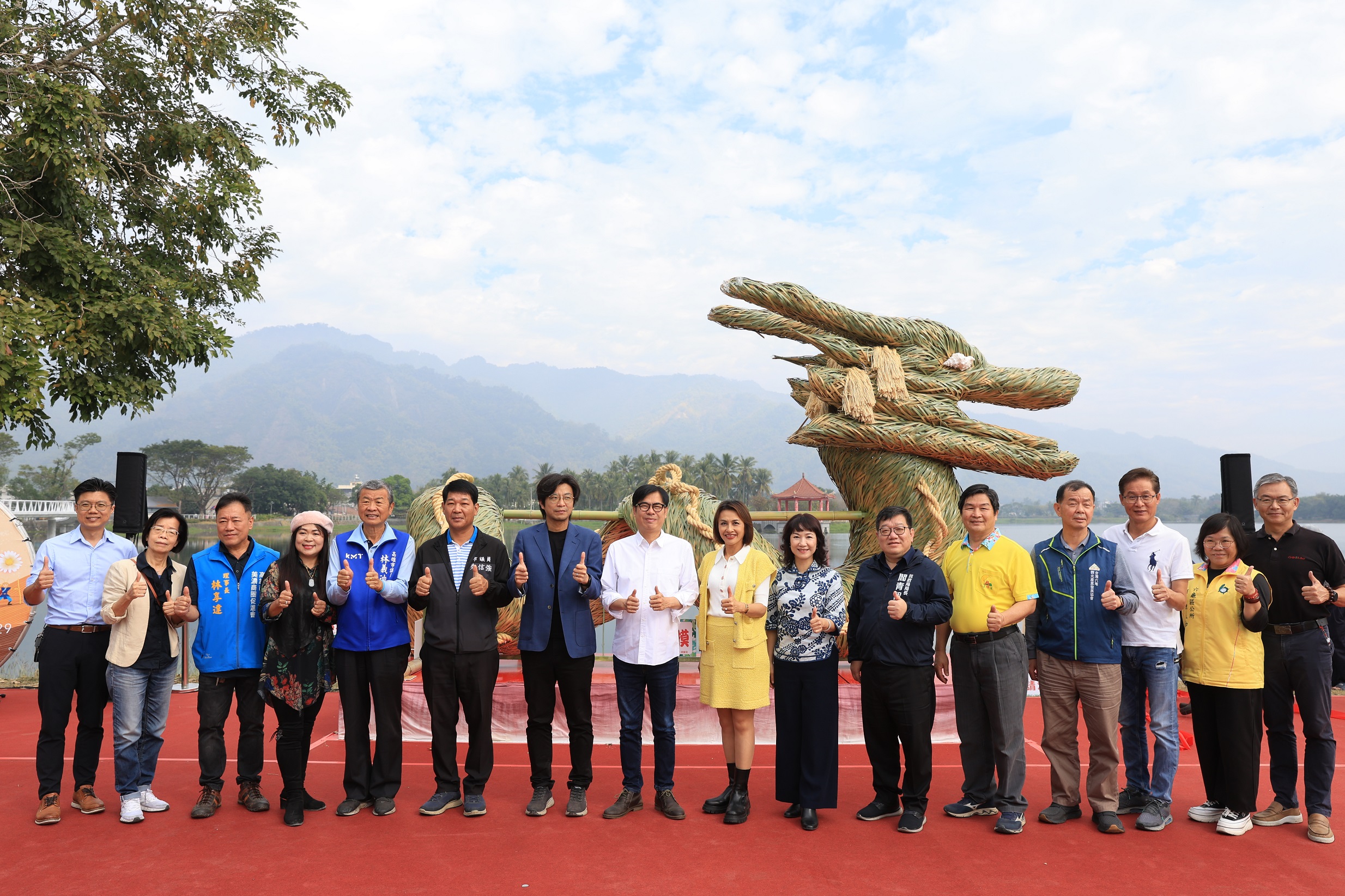 出席美濃花海開園 陳其邁邀民眾春節樂遊高雄東九區