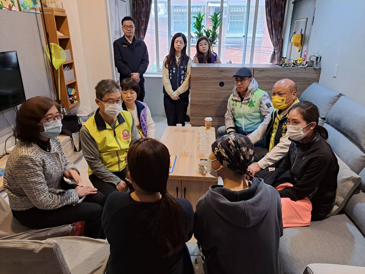 婦人罹癌醫藥費自費上百萬經濟困窘　洪佳君議員媒合圓融行善團關懷