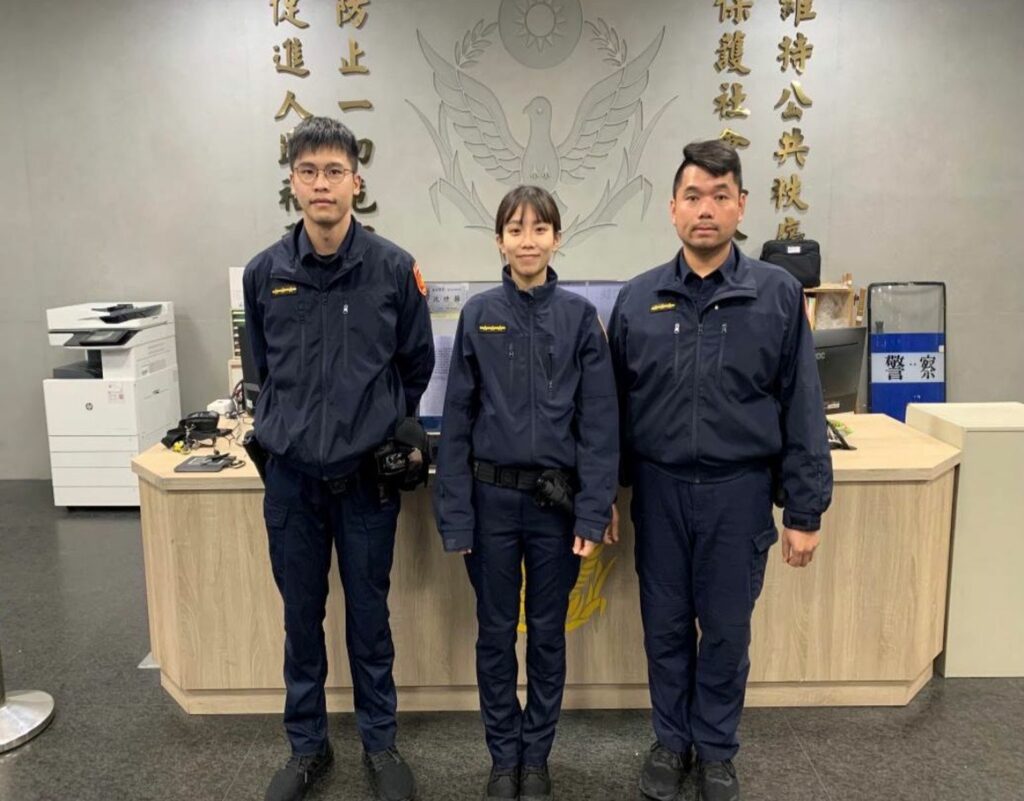 士林分局社子派出所警員沈世揚、吳裕仁、陳郁婷