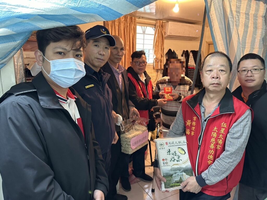 土城警分局非常重視「社區警政再出發」工作，鼓勵員警執行勤區查察時，多發掘弱勢家庭