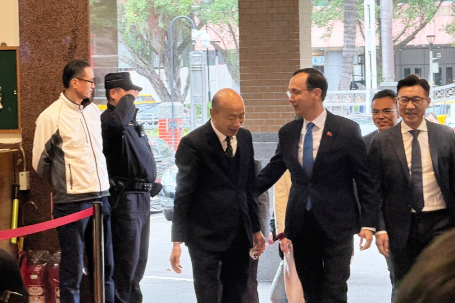 【有影】不擔心韓國瑜雙太陽效應 朱立倫自信更多引擎發動更好 192 朱立倫5日到立法院拜會立法院正副院長韓國瑜、江啟臣。