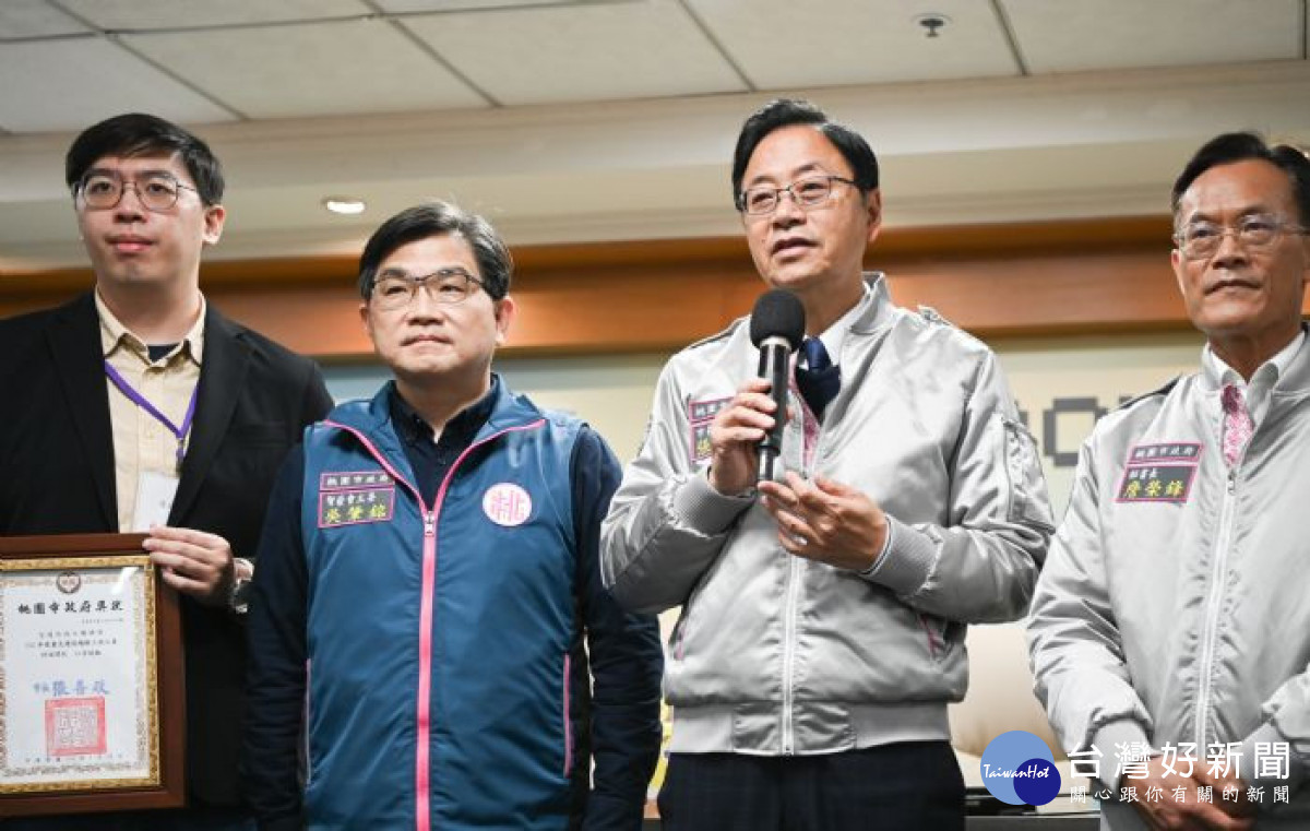 張市長期盼同仁持續發揮專業、確保市政建設品質。