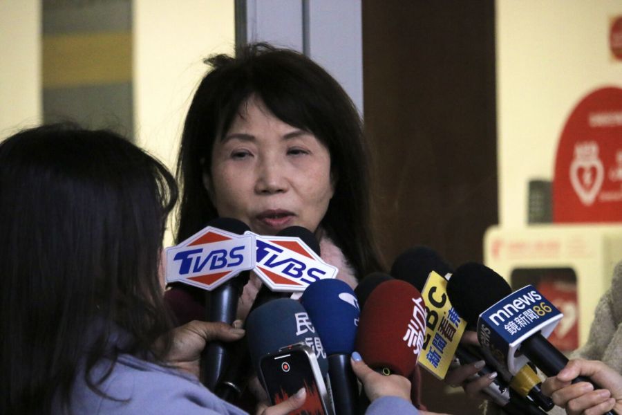 蓋票失誤今將向中評會報告 陳昭姿:人生無作假 柯P相信我 220 蓋票失誤今將向中評會報告 陳昭姿:人生無作假 柯P相信我 219