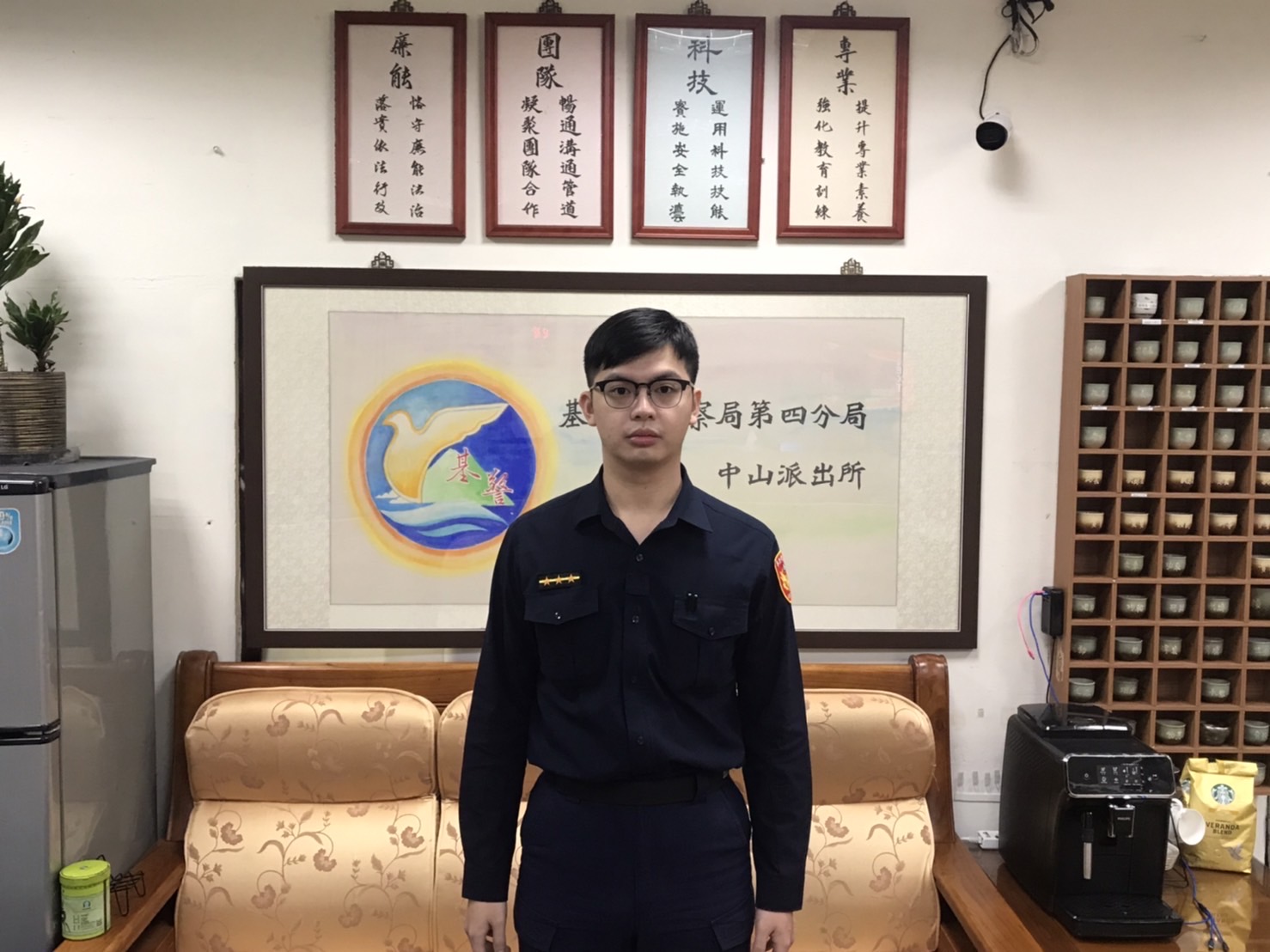 中山派出所警員張育騰。(記者宋紹誠翻攝)