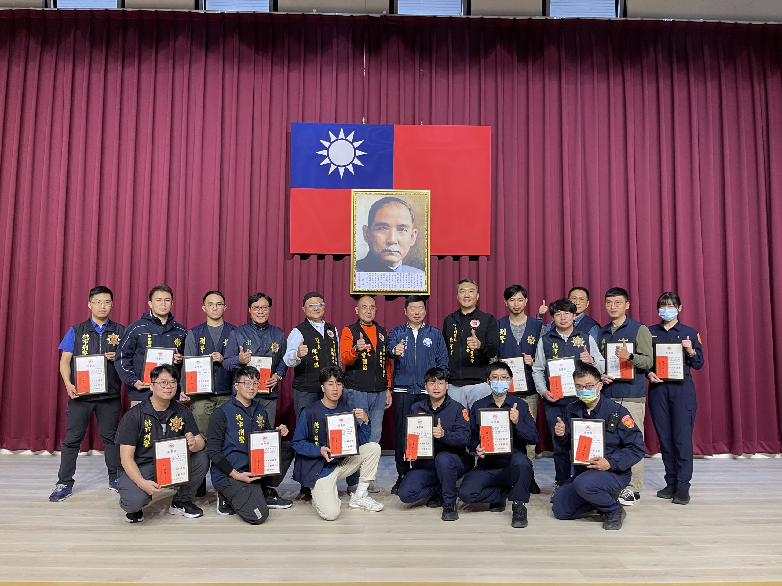 警雁協會桃園分會對於蘆竹警分局為治安維護的貢獻表示大力支持。（記者徐煜勝翻攝）