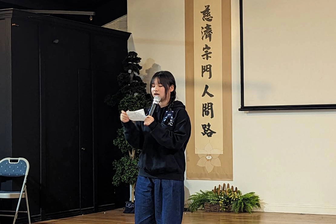 蘇同學在營隊期間度過難忘的生日,讓她感受到慈濟真的是一個溫暖的大家庭。