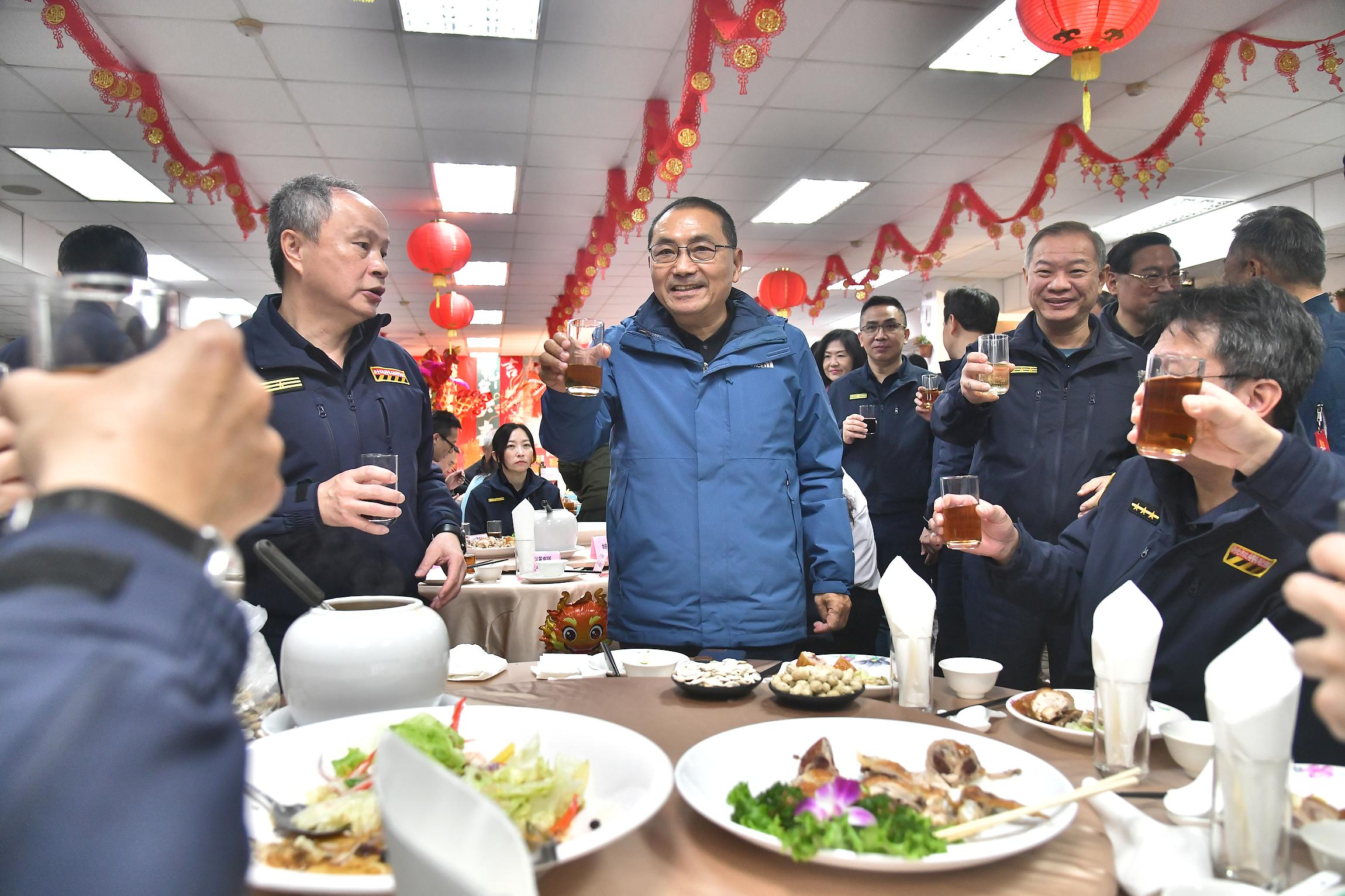 赴陸旅行團叫停　侯友宜:對業者是雪上加霜　政府有責任面對及解決