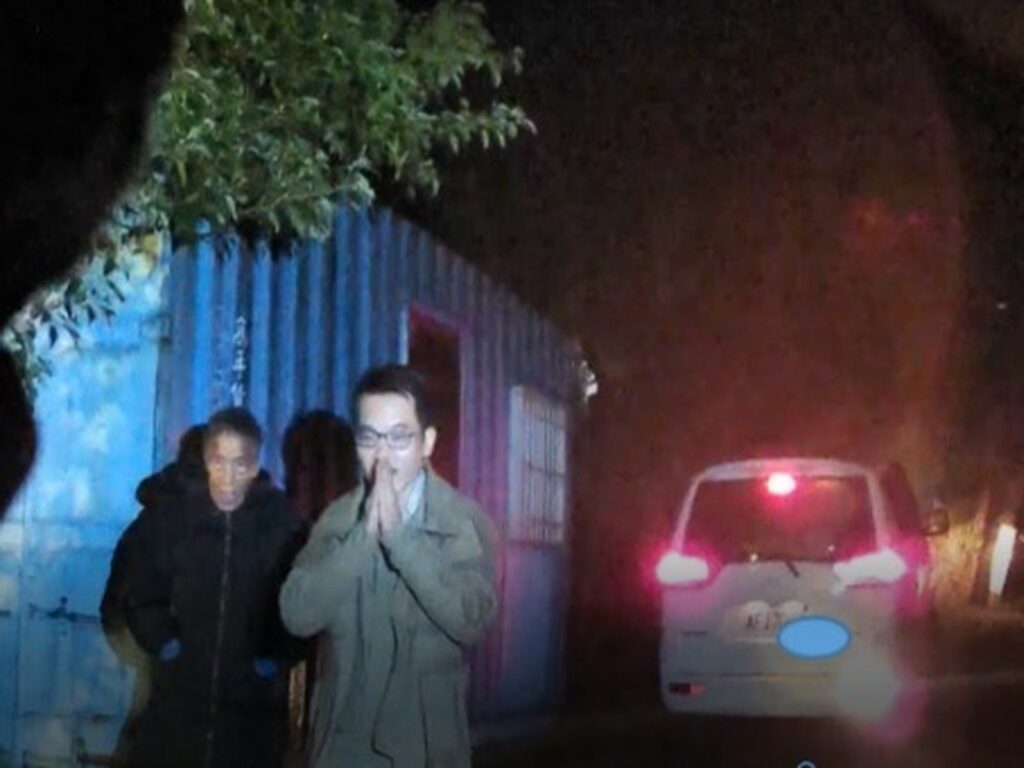 張民對於員警熱心協助讚賞不已,至表感激