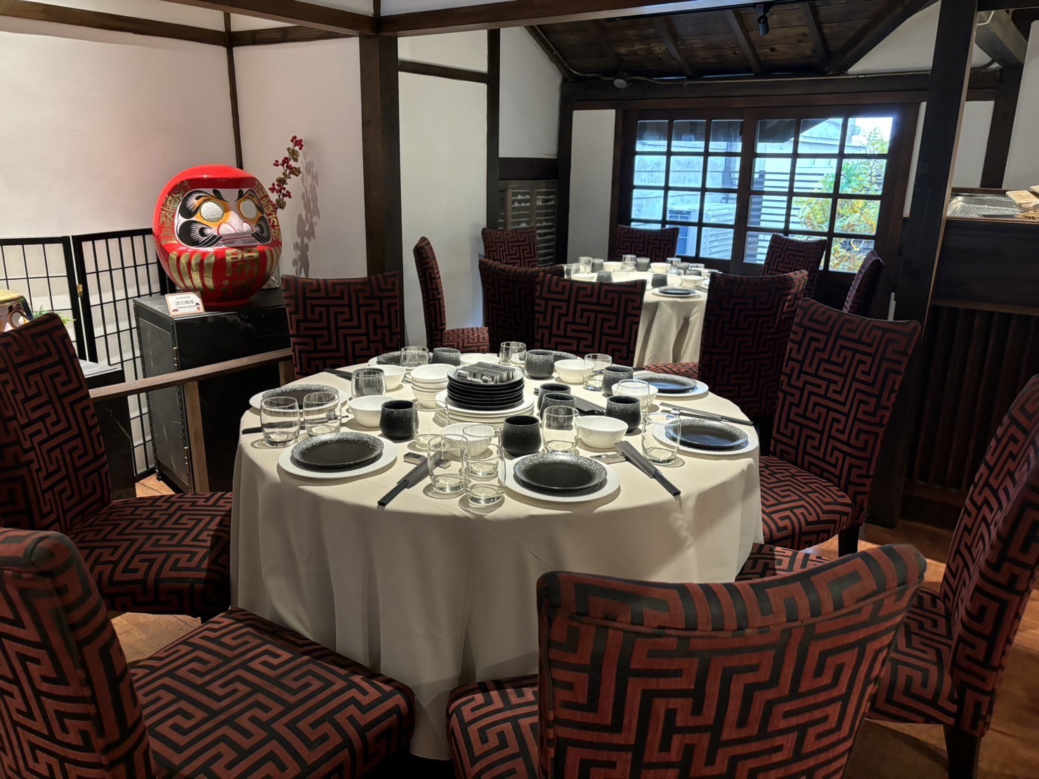 虎爺私廚台菜提供台菜brunch和晚間六人餐桌,讓客人可以在不同的時段享受到台灣風味的美食饗宴。(照片/虎爺台菜私廚提供)