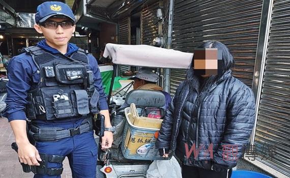 婦人三萬多元紅包掉市場 北港巡警協助原封找回