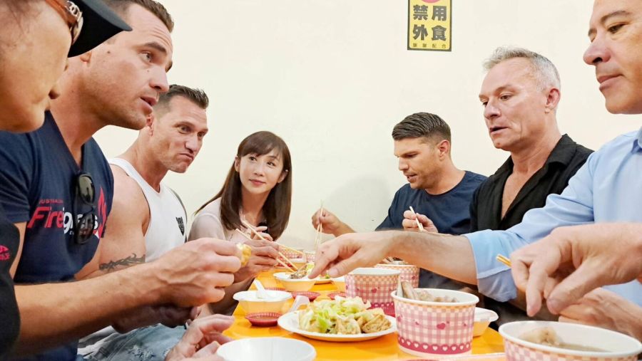 【議員來過年】許淑華愛吃豬血糕!介紹基隆老饕羊肉火鍋店 274 【議員來過年】許淑華愛吃豬血糕!介紹基隆老饕羊肉火鍋店 273